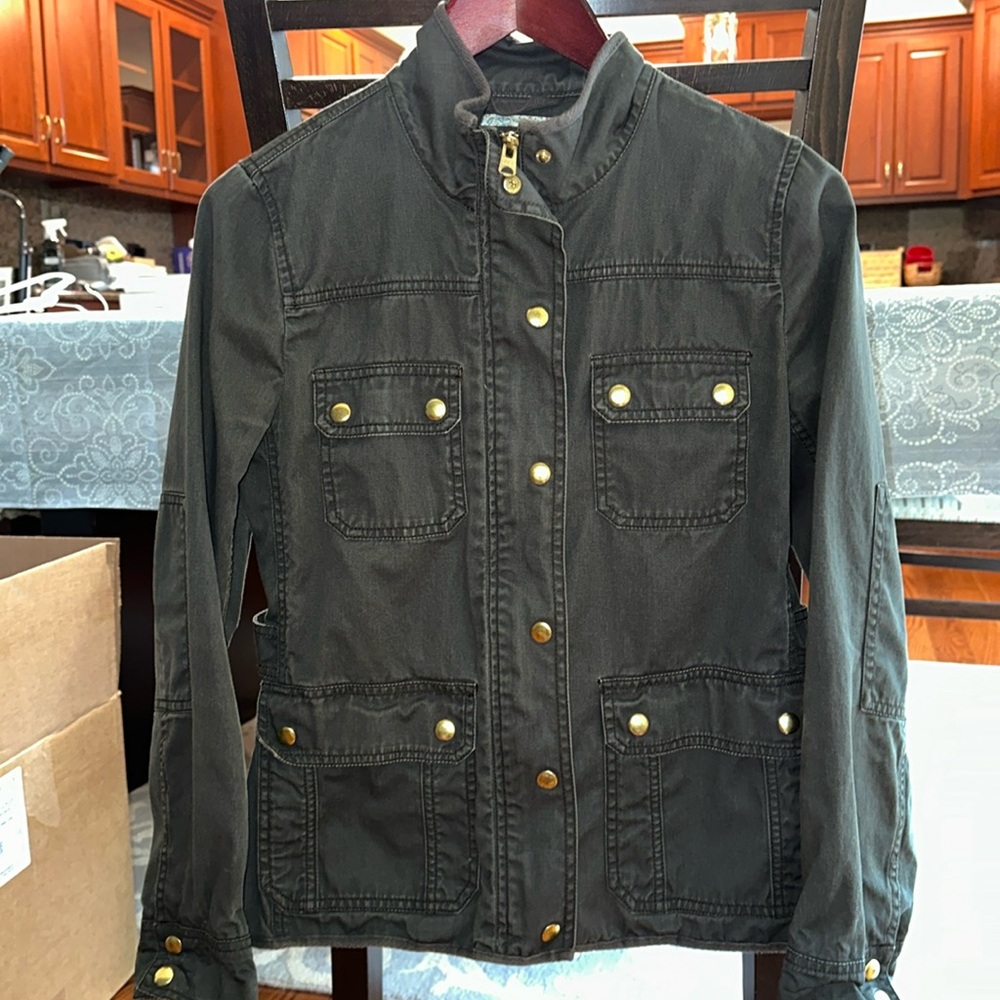 Women’s JCrew relaxed fit light denim feel jacket, size small, olive color